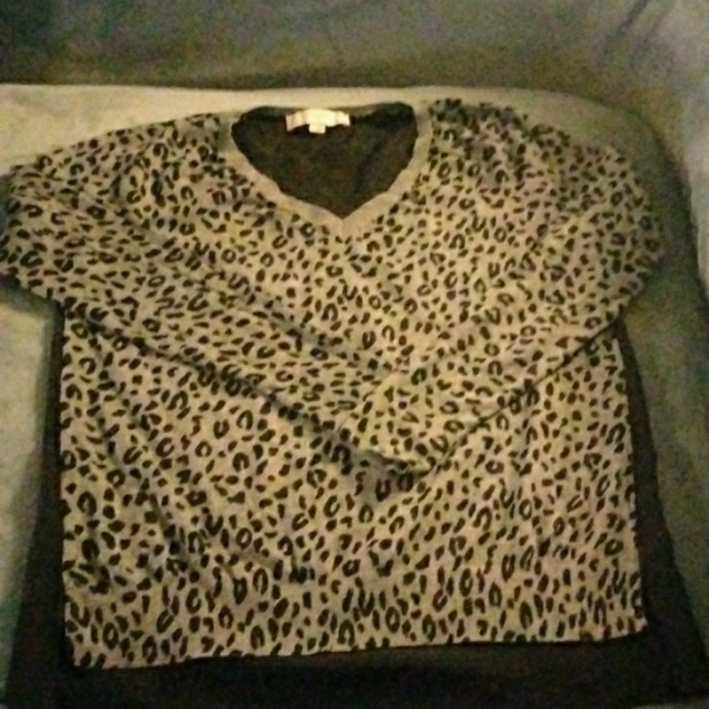Cheetah print casual top now on Clearance
